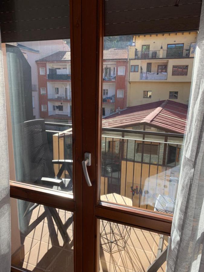 Piso Victoria Apartment กัวร์ดิโอลา เด แบร์เกดา ภายนอก รูปภาพ